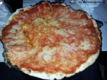 Da Baffetto Pizza Margherita extralarge Foto Da Baffetto Pizza Margherita extralarge