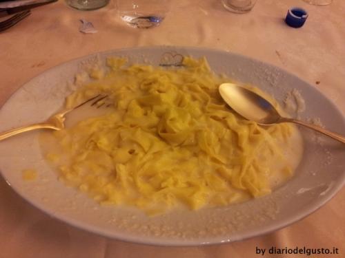 Foto Alfredo alla Scrofa Fettuccine Alfredo