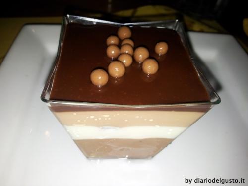 Mousse ai tre cioccolati