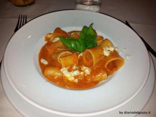 Pinsa e buoi Foto Mezzi paccheri alla sorrentina con bufala