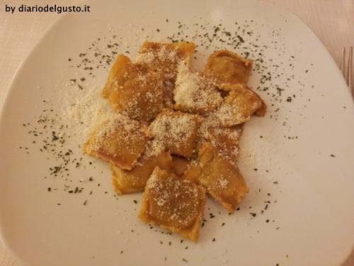 Agnolotti di bue alla piemontese mezza porzione